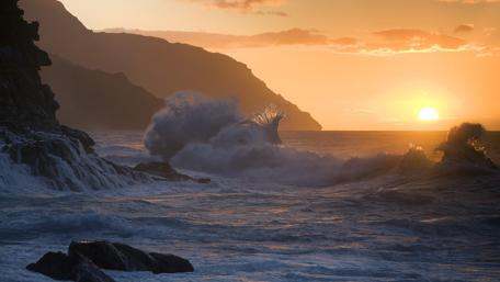 The rugged Napali coastline of Kauai, Hawaii at sunset wallpaper