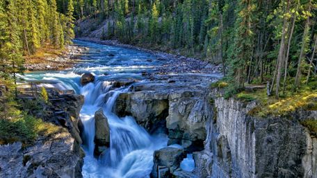 Sunwapta Falls - Jasper National Park (Canada) wallpaper