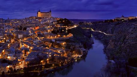 Toledo at night wallpaper