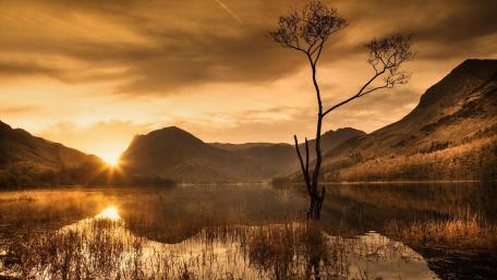 Beautiful sunrise reflection wallpaper