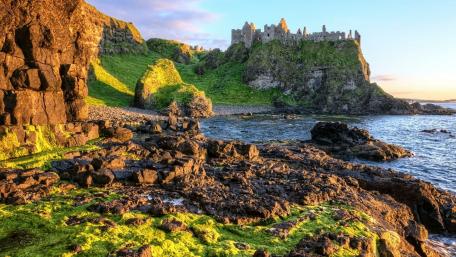 Dunluce Castle wallpaper