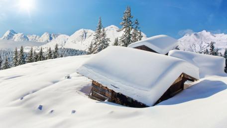 Snowy roof wallpaper