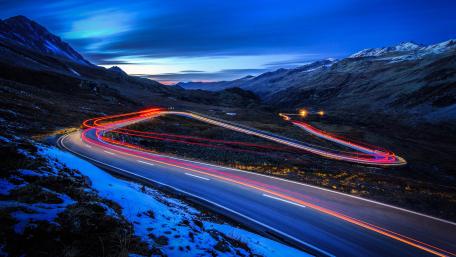 Light trails - Long Exposure Photography wallpaper