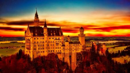 Neuschwanstein Castle at sunset wallpaper