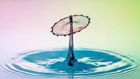 Water splash wallpaper