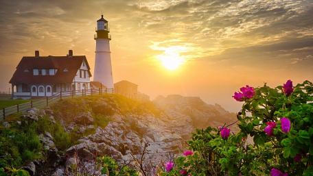 Portland Head Light at sunset wallpaper