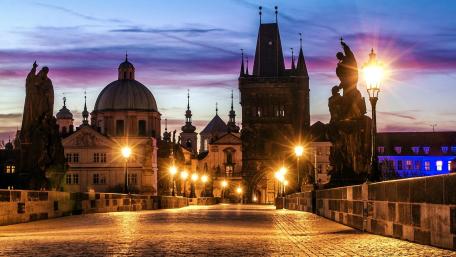 Charles Bridge (Czech Republic) wallpaper