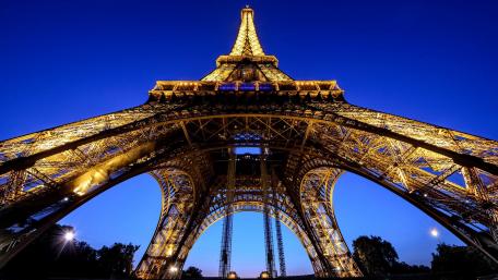 Eiffel Tower wallpaper