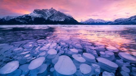 Bubble Lake wallpaper