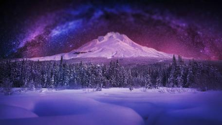 Mesmerizing Arctic Nightscape with Milky Way wallpaper