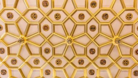 A Beautiful Ceiling in Hampton Court Palace wallpaper
