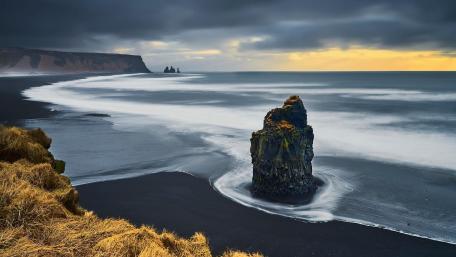 Vík í Mýrdal wallpaper