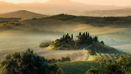 Villa Podere Belvedere, Val D'orcia, Tuscany wallpaper