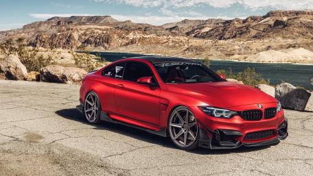 BMW M4 wallpaper