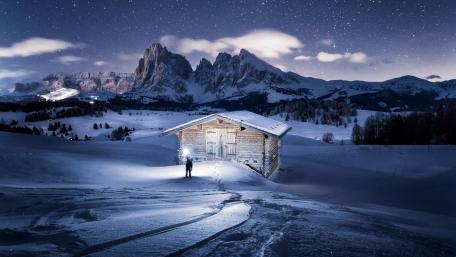 Alpe di Siusi (Seiser Alm) at night wallpaper
