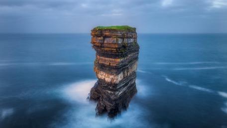 Sea-Stack Off Downpatrick Head wallpaper