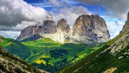 Sassolungo Langkofel (Val Gardena) wallpaper