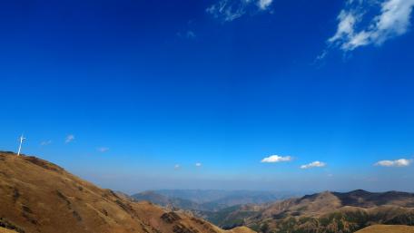 Majestic Highland Horizon Wallpaper wallpaper