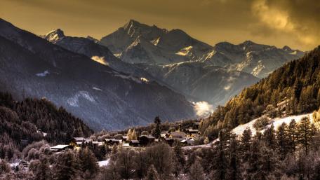 Serene Winter Mountain Village Landscape wallpaper