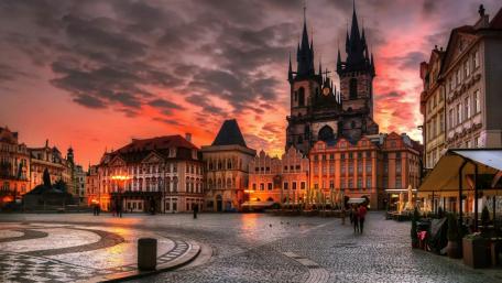 Old Town Square, Prague wallpaper