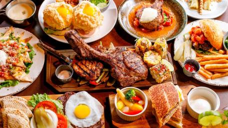 Delicious Spread of American Cuisine for Every Meal wallpaper