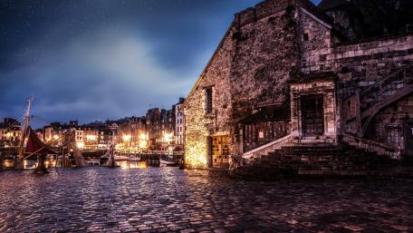 Starry sky over Honfleur, France wallpaper