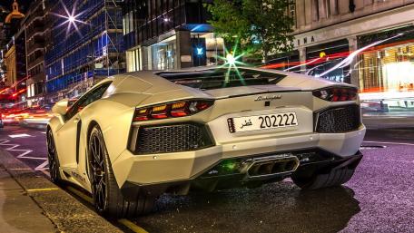 2017 Lamborghini Aventador wallpaper