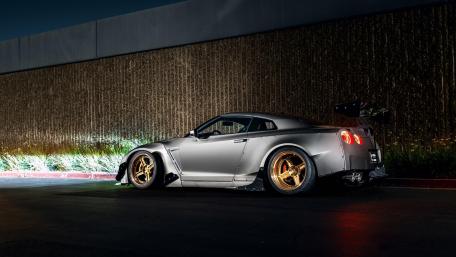 Nissan GT-R wallpaper