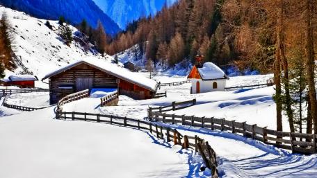 Winter Serenity in Mountain Village wallpaper
