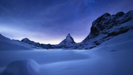 Matterhorn at night wallpaper