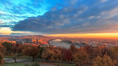 Autumn Budapest wallpaper
