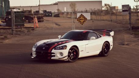 Powerful American Muscle Car in Action wallpaper