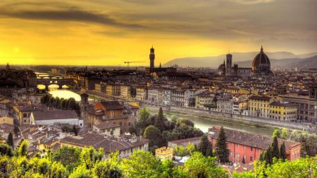 Florence and Arno River wallpaper