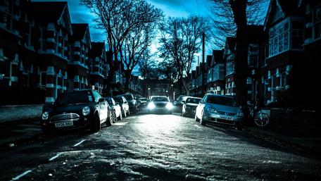 Chiswick at night wallpaper