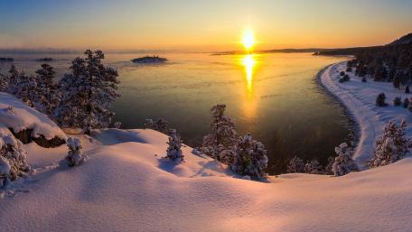 Lake Ladoga (Russia) wallpaper