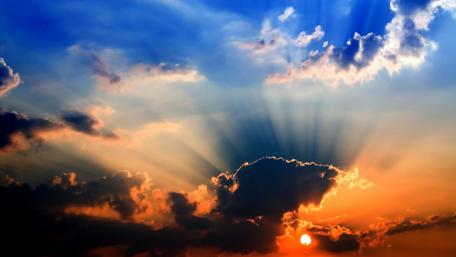 Majestic Sunset Over Cumulus Clouds wallpaper