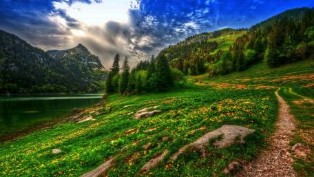 Mountain Serenity in the Morning Light wallpaper
