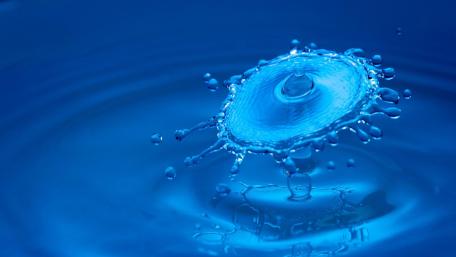 Blue Water Drop Splash Wallpaper wallpaper