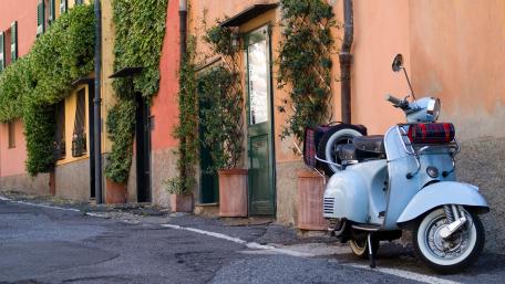 Old Scooter wallpaper