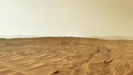 Vast Martian Desert Landscape Viewing Horizon wallpaper