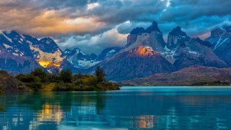 Torres del Paine National Park wallpaper