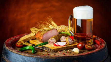 Beer with sausage wallpaper
