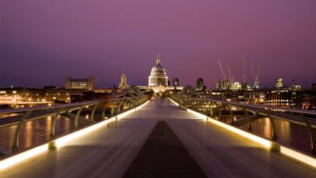 Stunning Twilight View of Millennium Bridge in London wallpaper