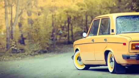 Lada 1200 (VAZ-2101 or Zhiguli) wallpaper