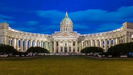 The Kazan Cathedral in Saint Petersburg wallpaper
