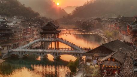 Phoenix Ancient Town (Fenghuang) wallpaper