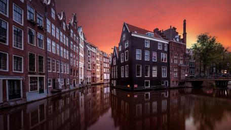 Canals of Amsterdam wallpaper