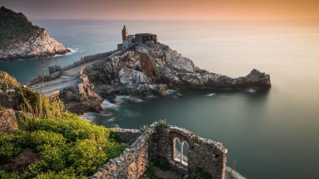 Portovenere coastline wallpaper