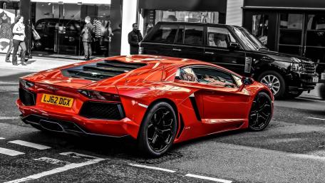 Lamborghini Aventador wallpaper