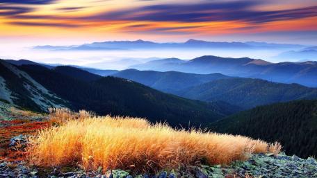 Majestic Mountain Dawn Scene wallpaper